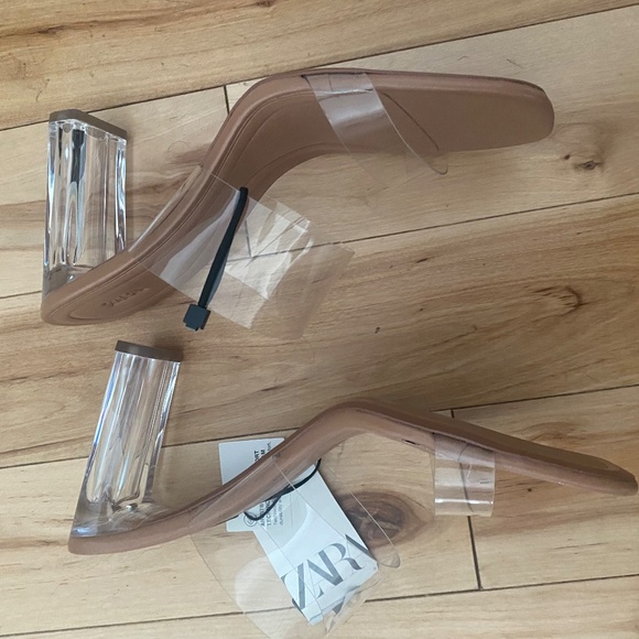 Zara Chic High Heels - CLEAR - BRAND NEW - Picture 3 of 5